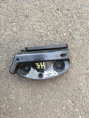 BMW 3-as sorozat E90, E91, E92, E93 lámpatartó műanyag