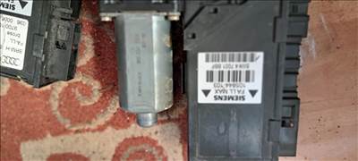 Audi A4 (B6/B7) bal első ablakemelő motor  105844103