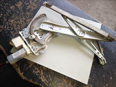 Toyota Corolla E12 Kombi Jobbelső ablakemelő ablakemelő szerkezet motorral  toyota6981002150