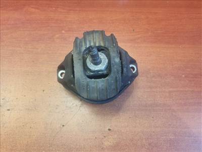 BMW 5 (E60) Motor Tartó Bak Jobb-Bal (Motorkód: M47D20(204D4)) 6769874
