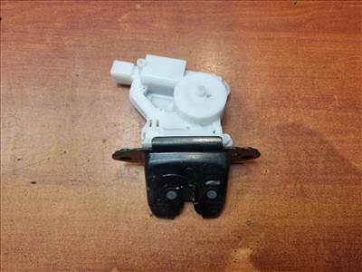 NISSAN PULSAR Csomagtérajtó Zárszerkezet