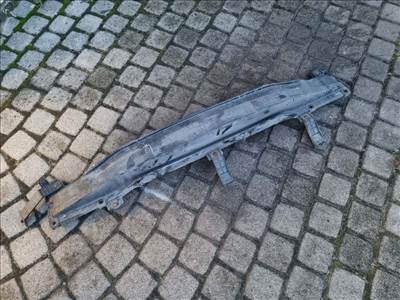 Hyundai i40 hátsó lökhárító merevítő 866313Z300