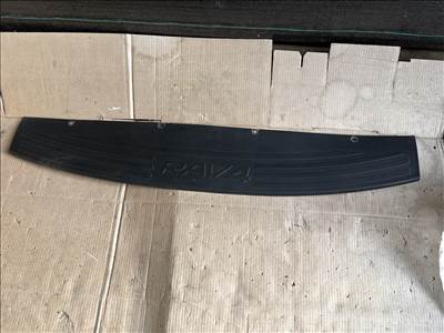 Toyota RAV4  fenéklemez burkolat 1023.0.03011148