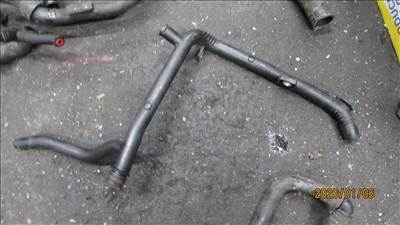 Volkswagen Golf VI 1.6 TDI Vízcső (motor oldalán) 03L121065R