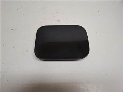 Toyota Avensis 4 ajtós tankajtó