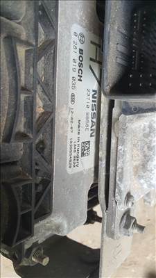 Nissan Qashqai (J10) Motorvezérlő  0281019035