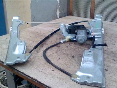 RENAULT Clio 2009.01.01-2012.10.31 Bal első ablakemelő szerkezet elektromos