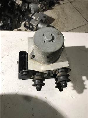 Volkswagen Passat B7 2,0 CR CFFB - ABS kocka 3aa614109ac