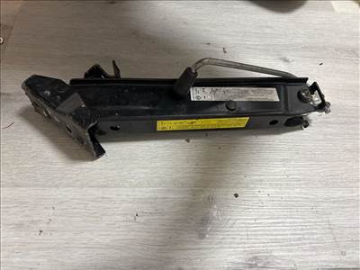  VW TIGUAN (5N_) emelő 