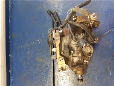 Mazda Premacy Adagoló