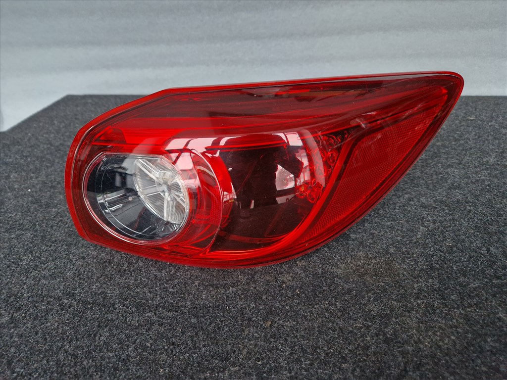 MAZDA 3 (BM) jobb hátsó lámpa B45D-51150 2. kép