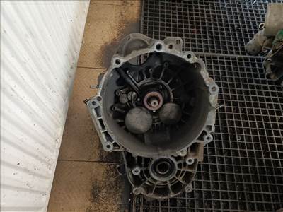 Audi A3 (8P) 2.0 TFSI - Váltó  021301107