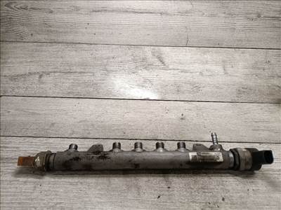 Audi A4 (B8 - 8K) B8 - Közösnyomócső  03l130089a