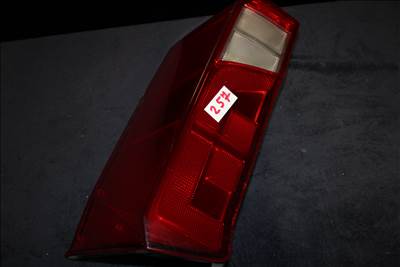 Volkswagen Crafter VW Crafter 2018- J. Hátsó lámpa.