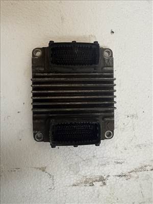 Opel Astra G y17dt Isuzu Motorvezérlő  12212819