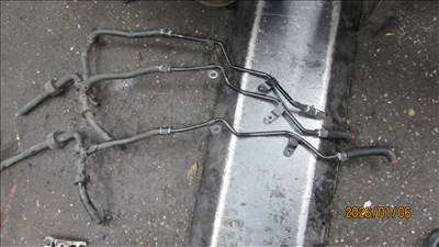 Volkswagen Golf VI 1.6 TDI Vízcső (25) 5K0121070C