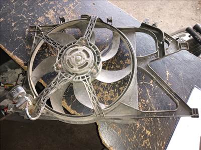 Opel Corsa C 1.2B hűtőventilátor  8038845