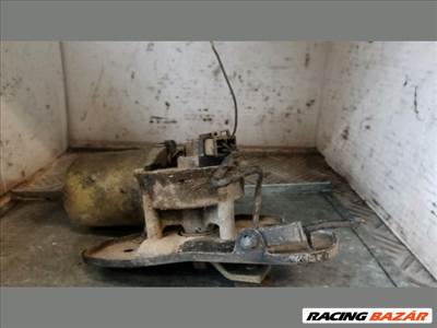 Suzuki Swift II Első Ablaktörlő Motor *122882*