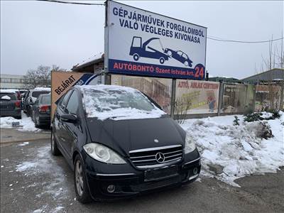 Mercedes A 170 (W169) bontott alkatrészei