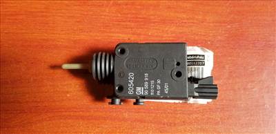 Opel Astra G központizár motor tankajtóhoz 90589918