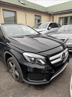 Mercedes GLA-osztály X156 komplett eleje 