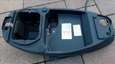 Piaggio Liberty RST 125 postás sisaktartó