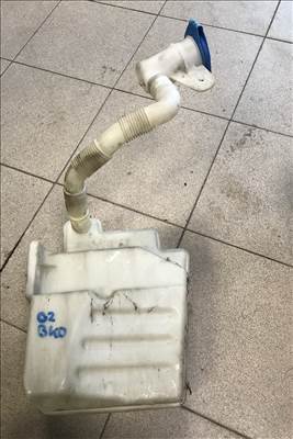 Volkswagen Golf V 2,0 PD BKD / ablakmosó tartály (fényszóró mosós)