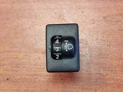 Toyota Avensis T27 fényszórómagasság állító kapcsoló