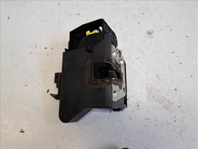 Dacia Sandero (BJI) bal hátsó ajtózár