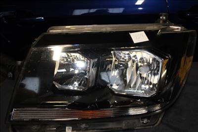 Volkswagen Crafter VW Crafter B.Első Lámpa Fekete.