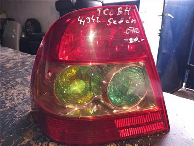 Toyota Corolla (E120/E130) bal hátsó lámpa stanley0291