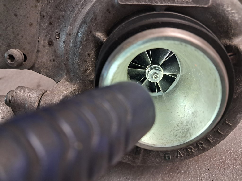 Suzuki SX4 S-Cross I (JY) 1.6 DDIS EURO5 D16AA turbó  55239695 5. kép