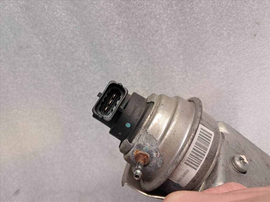 Suzuki SX4 S-Cross I (JY) 1.6 DDIS EURO5 D16AA turbó  55239695 6. kép