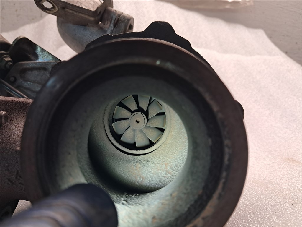 Suzuki SX4 S-Cross I (JY) 1.6 DDIS EURO5 D16AA turbó  55239695 7. kép