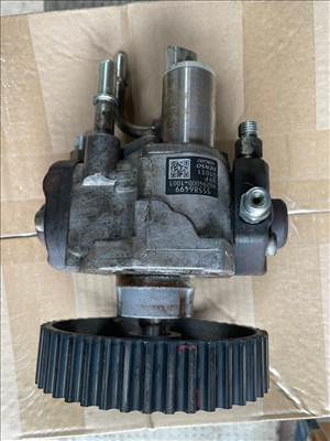 Opel Astra J 1.7 CDTI Nagynyomású szivattyú 55586499 , Magasnyomású Common Rail 