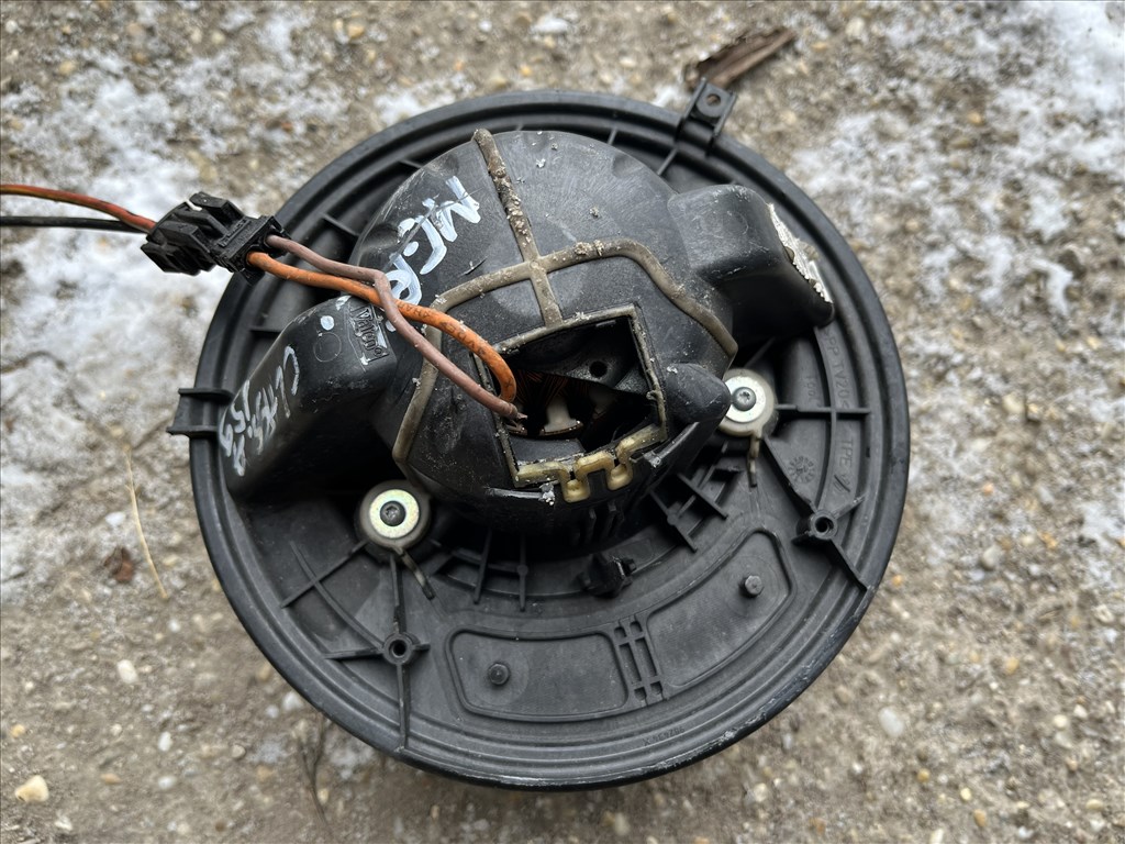 Mercedes B 200 W245 fűtőmotor  a1698200642 4. kép