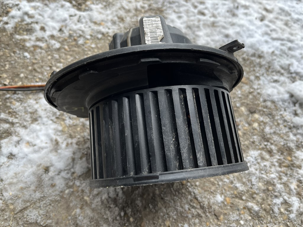 Mercedes B 200 W245 fűtőmotor  a1698200642 11. kép