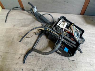 CITROEN C8 2002.05.01-2008.02.28 Biztosítéktábla BCM BSI BSM SAM GEM modul Motortér