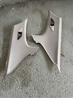 BMW E46 sedan C oszloptakaró