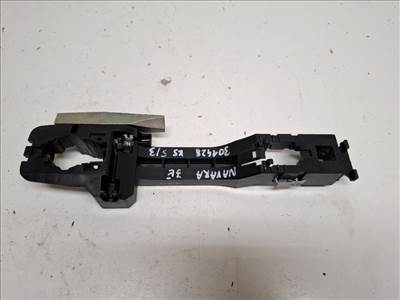 Nissan Navara (D23) jobb első kilincsfészek