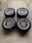  5x112 lyukosztású 18" újszerű (gyári felni) alufelni, rajta 245/45 újszerű Continental téli gumi 