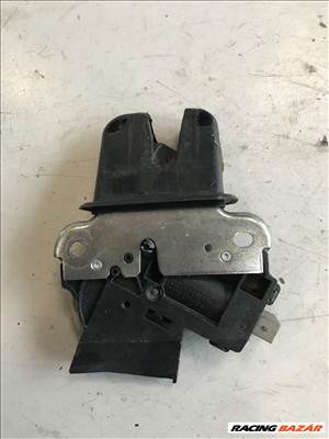 Audi A6 (C6 - 4F) Sedan / csomagtér zár 4f5827505d