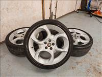 17" 5x98 Alfa Romeo Biohazard gyári alufelni szett nyárigumikkal!