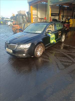 Skoda Superb II bontott alkatrészei