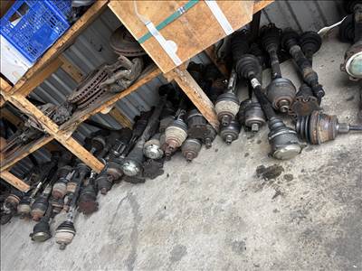 Audi A4 (B6/B7) féltengely 