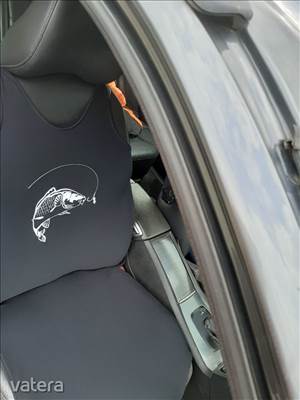 Univerzális trikó üléshuzat garnitúrák