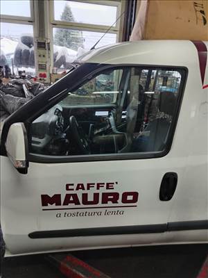 Fiat Doblo Maxi bal első ajtó 