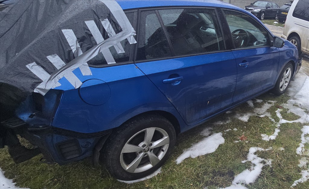 Skoda Rapid Spaceback bontott alkatrészei 1.4 cr Cus 2. kép