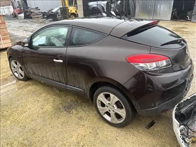 Renault Mégane III bontott alkatrészei