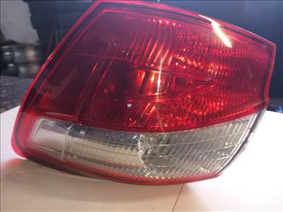 Nissan Qashqai 2. J10 Jobb külső hátsó lámpa  89503201